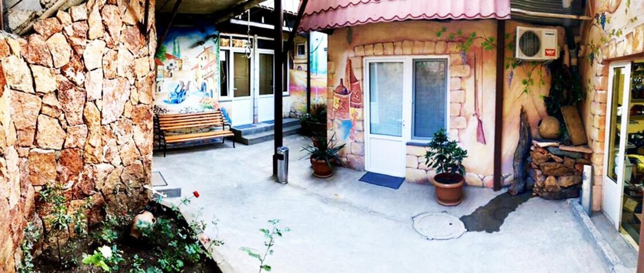 Dom Hostel & Tours Erevan Exterior foto